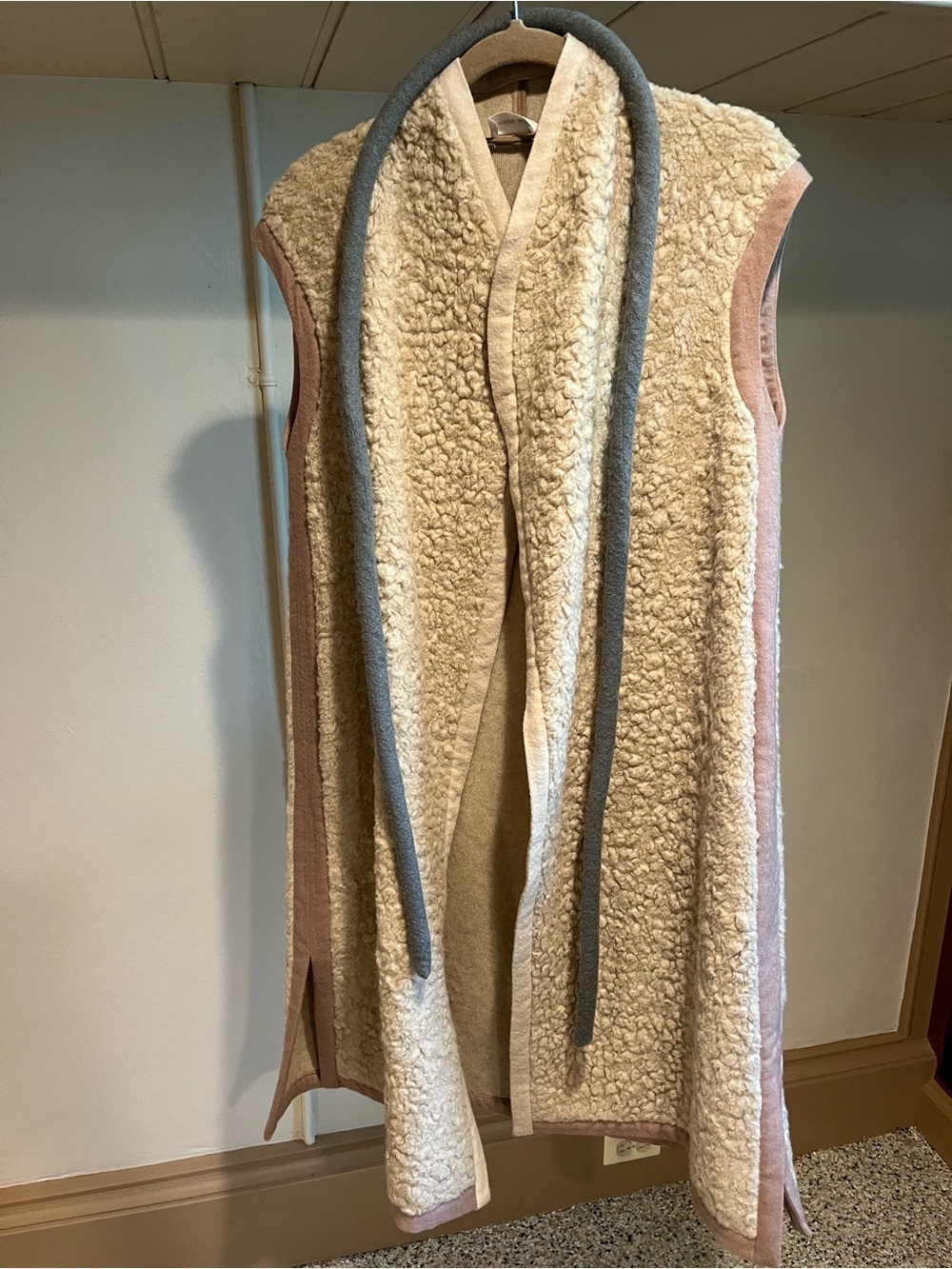 Cream Sherpa Open-Front Vest with Pink Trim and Gray Scarf Detail